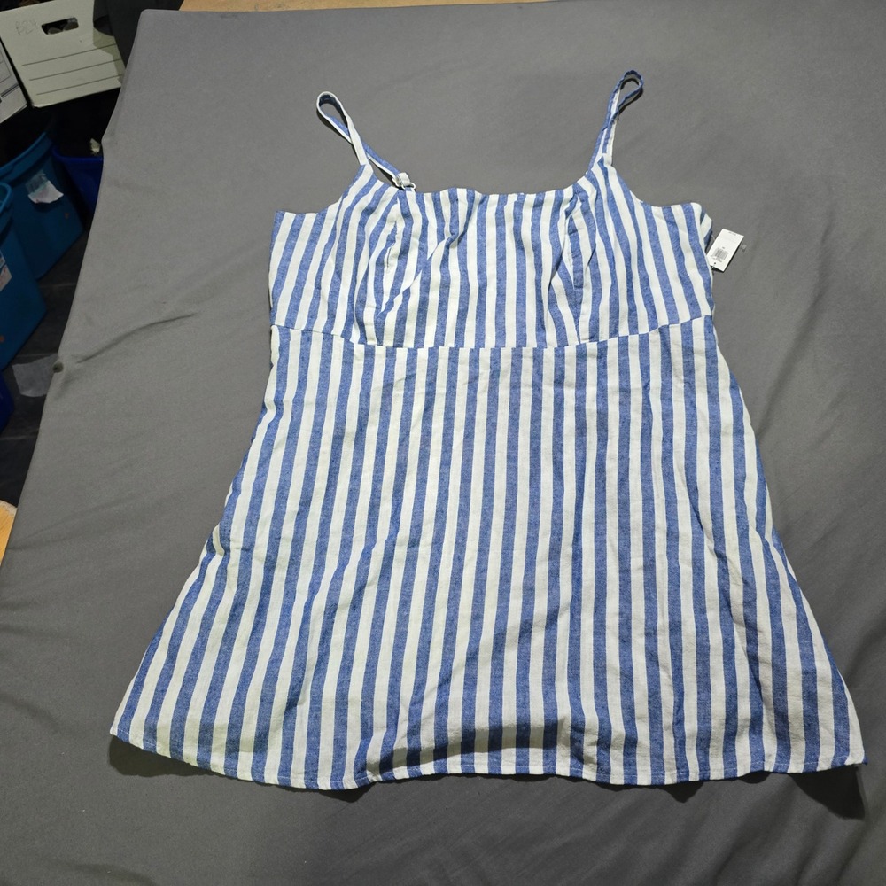 Old Navy Sun dress Women 3X Blue White Striped Linen Blend Smocked Back NWT